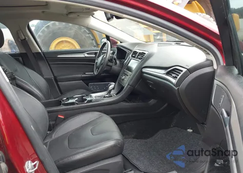 2016 Ford Fusion Titanium z USA, uszkodzony, nr VIN 3FA6P0K92GR186030